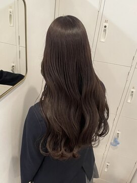 エイチ(H) ロングウルフミルクティーグレージュ外ハネボブヨシンモリウルフ