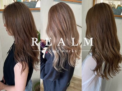 レルム(REALM)の写真