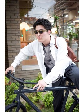 メンズサロン イロ(Men‘s salon IRO) ショートヘア×ピンパーマ