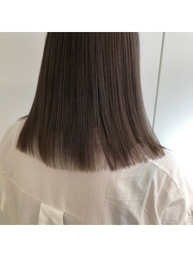 エミィ(emme) 【emme×石崎】ストレートミディ