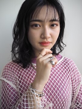 イル(il) シアーブラックミディ【刈谷 安城 知立】