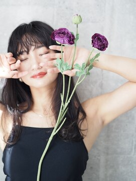 アンジェロ カリノ(Angelo Carino) 抜け感ニュアンシーヘアー_カカオグレージュ_Oyamada