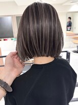 アミリー ひたち野うしく店(Amily)&nbsp;ハイライトバレイヤージュダブルカラーケアブリーチ30代40代