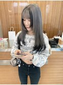 シルバーと裾ブラックカラー