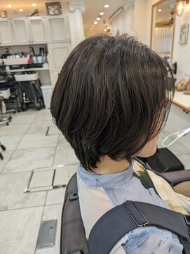 ラフューネ ヨコハマ(Raffune Yokohama) ショートボブ