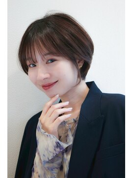 リル 8F 銀座(Rire) 【Rire-リル銀座-】３０代４０代にオススメマッシュショート