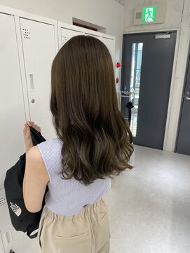 ヌーヴェル(nouvelle) オリーブベージュ