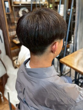 マッシュショート ツーブロック 刈り上げ メンズショート 20代