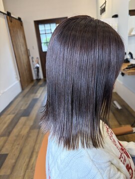 リノアプラス(Linoa+) 切りっぱなしボブ