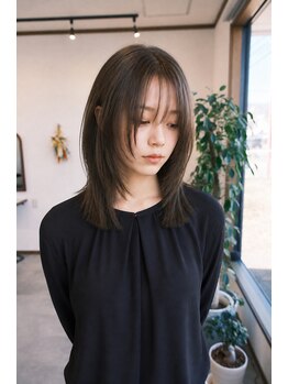 ロスカ(Loska)の写真/骨格に合わせて顔周りレイヤーカット！柔らかい質感と透明感カラーで理想のスタイルへ★