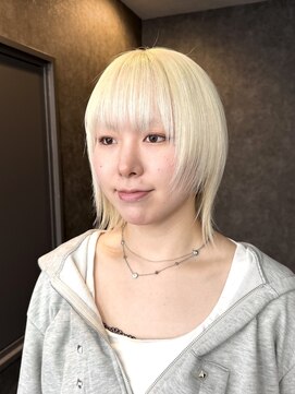 ゼニス 千葉(ZENITH) 金髪ウルフカット