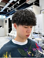 ルーストデラックス 京都河原町三条(ROOST dx)&nbsp;MEN’S HAIR/波巻ツイストスパイラル/フェザーパーマ/京都河原町