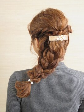 ヘナ ヘアサロン 花々 編み込みセット