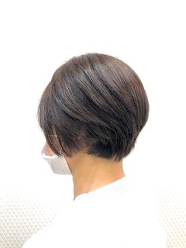 クオリス 上福岡店(QUALIS) ショートカット/グラデーションショート/白髪染め/アッシュ/50代