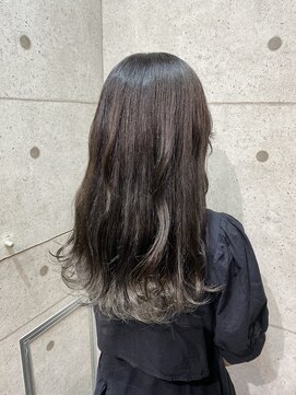 ヘアサロン ドットプラス 町田店(dot. plus) アッシュカラー×ミディアム
