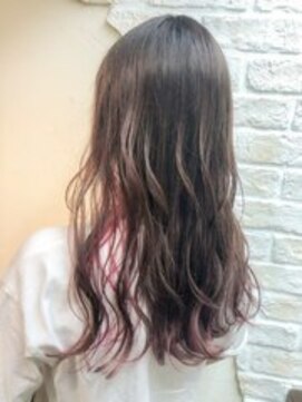 ティグルダイミョウ(TIGRE daimyo) 大人気インナーカラーにピンクで可愛くハイトーンカラー