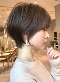 美髪シアーカラーピンクブラウンショートカット切りっぱなしボブ