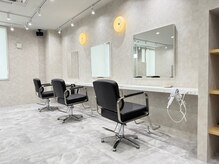 ソヨン 豊田市駅店(SOYON)の雰囲気（非日常空間でリラックスした開放的サロン(豊田/豊田市駅/カラー)）