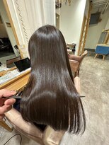 メルク ユニ(merc.uni)&nbsp;こっくりカラー/暗髪ストレートヘア/縮毛矯正/ストレートロング