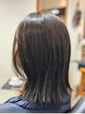 外はねボブ × 寒色系カラー