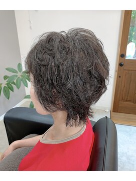 レジョワイユコンペール(Les Joyeux Comperes) ニュアンスパーマ