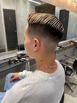 エフエム 明大前(FM)&nbsp;バーバー　ツーブロック/刈り上げ/ツイスパ/ビジネス/かきあげ