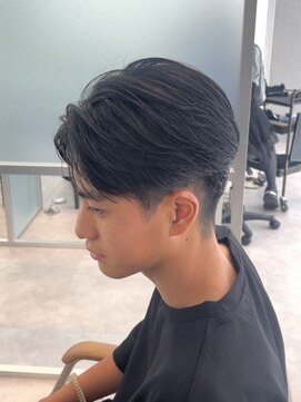 ジーナ 天神(Zina) 【Zina】メンズ/韓国/センターパート/縮毛矯正/福岡/天神/大名