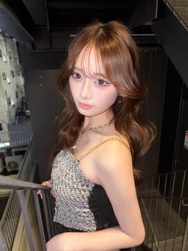 ヴェイ(VEYY.) トレンドウェーブヘア