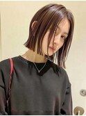 切りっぱなし外ハネボブ艶暗髪シースルーバング