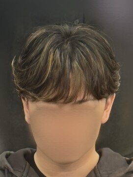 バース バイ ハピネス(BIRTH by happiness) 韓国へアカルマパーマワックスなしセンターパート黒髪ウルフ