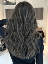 ヨロ 上野(YOLO)&nbsp;ハイライトカラーミルクティーベージュブリーチレイヤー