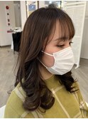 アッシュオリーブ×リバース巻き髪スタイル20代30代40代