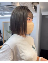 イリ 大阪(ili)&nbsp;『ぱつんとボブ/透けるダークトーン』