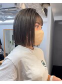 『ぱつんとボブ/透けるダークトーン』