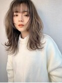 ハイトーングレージュ×レイヤーカット