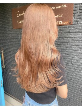 リリ バイ クローバー(lili by CLOVER) ハイトーン/ハイブリーチ/オレンジベージュ/ベージュ/巻き髪