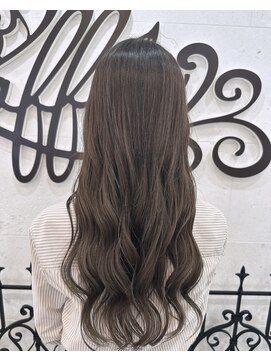 ラフューネ ヨコハマ(Raffune Yokohama) モカグレージュ