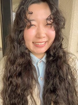 フィルム(FiLMs) 強めパーマ/ロングパーマ/ショコラブラウン