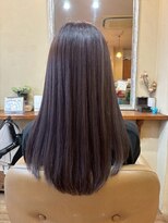 ピケ(pique)&nbsp;暗髪ストレート｜透けカラー