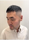 メンズバーバーフェードスタイル　クロップフェード
