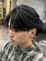 バイフィフス 原宿/表参道(by fifth)&nbsp;原宿フェザーパーマメンズパーマセンター分けウルフツーブロック