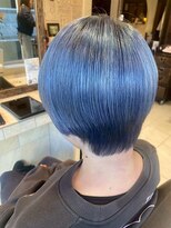 ヘアリゾート粋 ティガ 池袋店(tiga)&nbsp;ショート/レイヤーカット/デザインカラー/ブルー