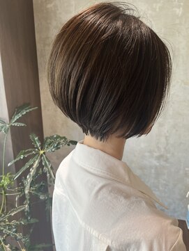 ミリ 府中(Mili) カット×ショートボブ