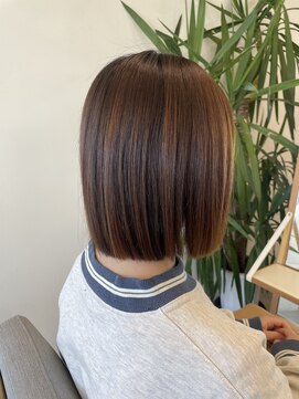 ブローチェラウカ(Broche lauka) いわき/前髪カット/ヘッドスパ/縮毛矯正/白髪染め/髪質改善