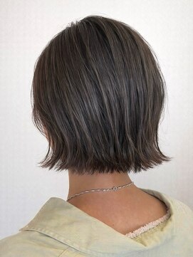 キリ 逗子(kiri) 逗子葉山外ハネボブ切りっぱなしボブぱつっとボブミニボブ外はね