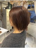 くびれショートボブ×ツヤカラー