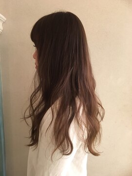 ロンド 銀座(Lond) マーメイドアッシュ 担当 伊原