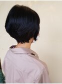首がきれいに見えるショートスタイル