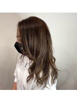 レアヘアー(lea hair) 外国人風ハイライトカラー