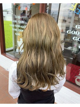 モネ(MONET) オリーブカラー